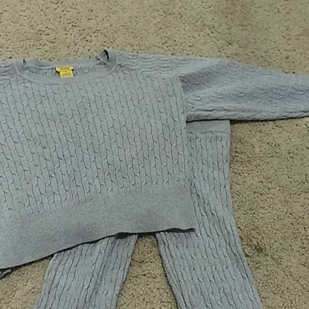 2pc leggings and crop top